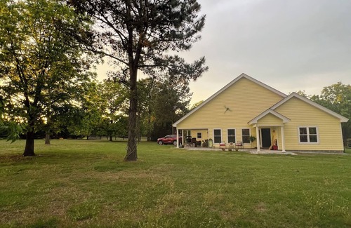 Southern Pines House | Relaxing, peaceful, and lush horse farm. Quiet, 30 acres, & close to everything!