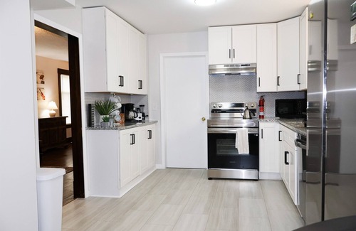 Oberlin House | Relaxing Retreat Between Cleveland and Cedar Point