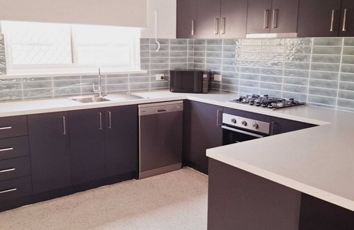 Rockingham Apartment | Relaxing Retreat Near Penguin Island