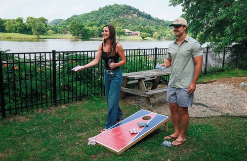 Bellevue House | Relaxing Riverfront Family Escape w/Private Dock