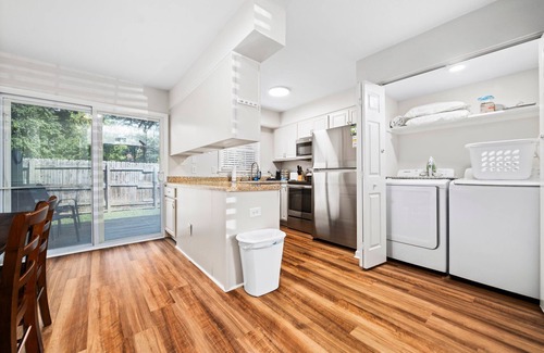 Southwest Raleigh House | Relaxing Stay in the Heart of Cary