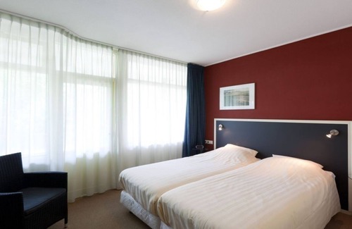 Renesse Hotel | Relaxing Unit w/Terrace & Parking - Near the Beach & Local Attractions