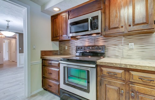 Carrollwood House | Relocation Airbnb (5/3) w/pool
