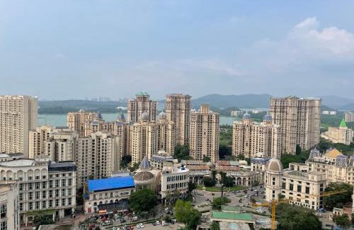 Hiranandani Gardens Hotel | RELOhomes Serviced Apartment