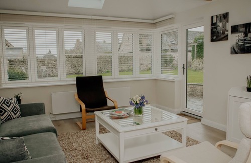 Easton on the Hill House | Remarkable 3-Bed House in Easton-on-the-Hill