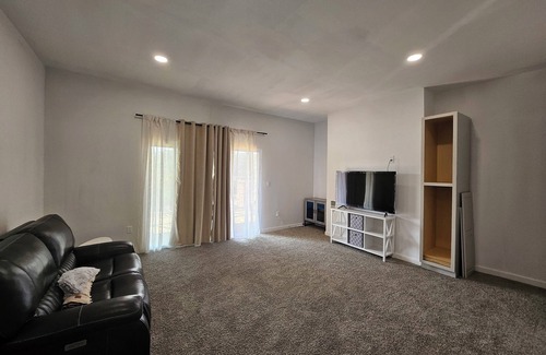 Wheeling House | Remodeled 1890 original 2 bed in Wheeling w partial views of the Ohio River.