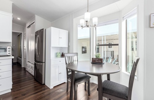 Mesa House | Remodeled 55+ Active Adult Resort Living