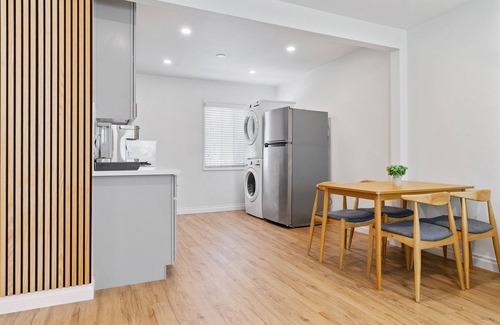 Normal Heights Apartment | Remodeled, Close to ALL, AC, 2BR, 1 Parking, Walkable, Urban High Speed Internet