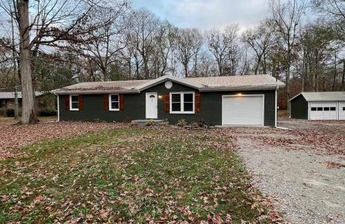 Manchester House | Remodeled Cottage With Sunroom