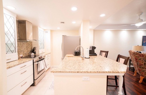 LoDo Condo | Remodeled Downtown Condo-19th floor- gym-Amazing Views