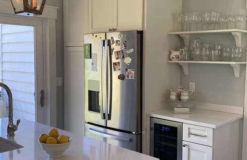 Fishs Eddy House | Remodeled historical farmhouse with luxury kitchen and bathrooms