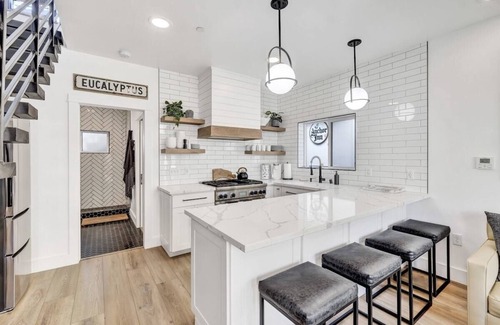 Avalon House | Remodeled Rooftop Deck Home | Casino & Ocean Views
