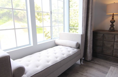 Bay Terraces House | Remodeled San Diego 3 bed, 2.5 bath with enclosed private, furnished backyard!