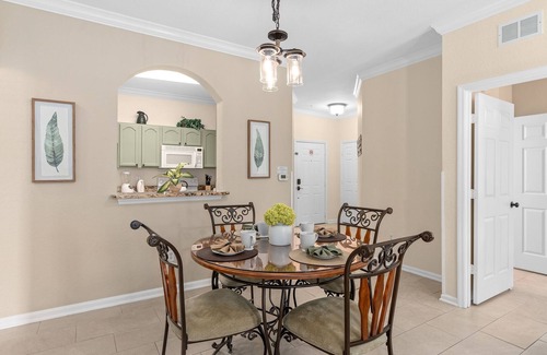 Windsor Hills Condo | Remodeled - Windsor Hills - Ground Floor - No Carpets Quiet Area - Disney Area