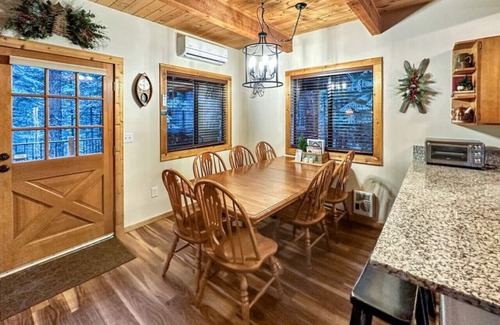 Cascade Cabin | Remodeled Woodsy Cabin w/Hot Tub & Relaxing Deck