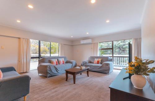 Remuera House | Remuera 5 bedroom Holiday House