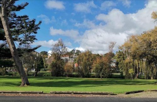 Remuera House | Remuera 5 bedroom Holiday House