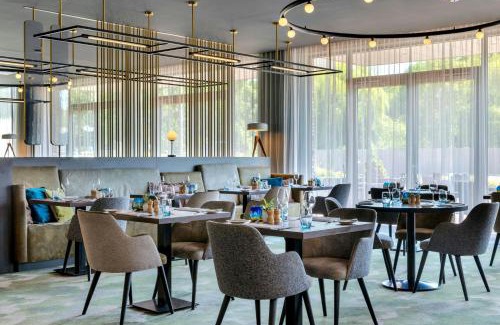 Aalsmeer Hotel | Renaissance Amsterdam Schiphol Airport Hotel