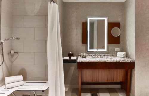 Midtown Hotel | Renaissance Atlanta Midtown Hotel