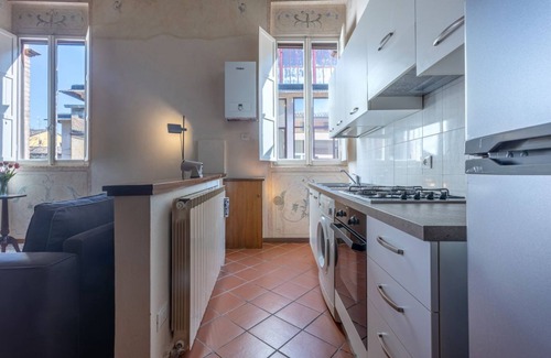 Ferrara House | Renaissance Suite - Ferrara