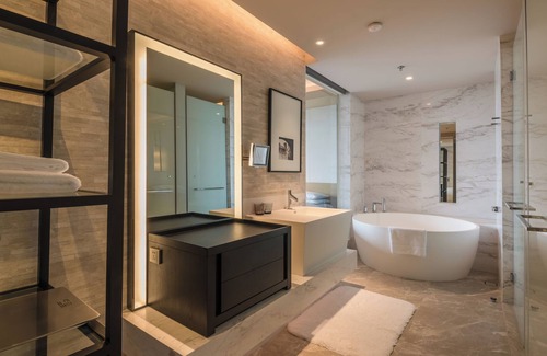 Wuzhong Hotel | Renaissance Suzhou Taihu Lake Hotel