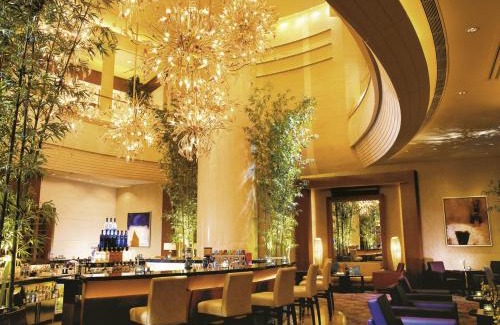 Wuchang Hotel | Renaissance Wuhan Hotel