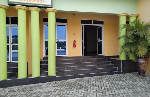 Kubease House | Renajoe Exclusive Centre