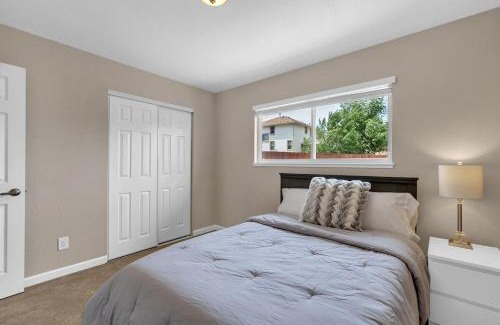 West University House | Reno Retreat-Near Downtown-UNR-Family Fun