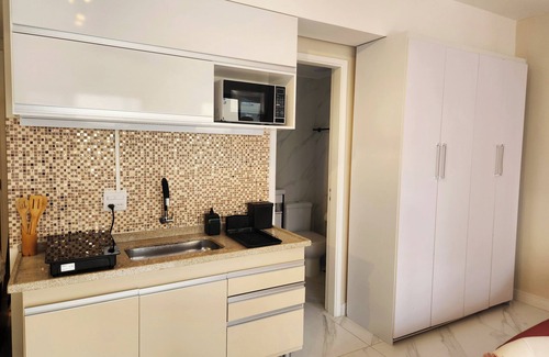 Vila Olimpia Apartment | Renovated and cozy flat with comfortable space for work and kitchen