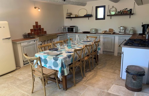 Saint-Pierre-de-Vassols Other | Renovated Mas at the Foot of Ventoux 10/12 People With Swimming Pool