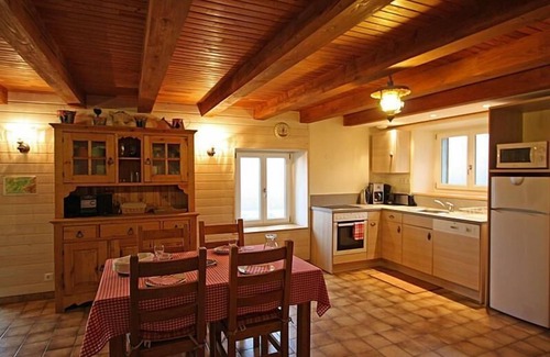 Saulxures-sur-Moselotte Cottage | Renovated mountain lodge with wood stove - Saulxures-sur-Moselotte