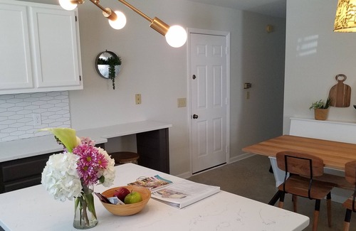 Lincolnville House | Renovated 3BR/2 BA Home in Summerville SC, Large Kitchen, Fenced In BackYard