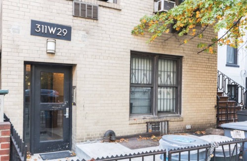 Chelsea Apartment | Renovated and Sunny Chelsea/Hudson Yards studio has Washer/Dryer, Free WiFi