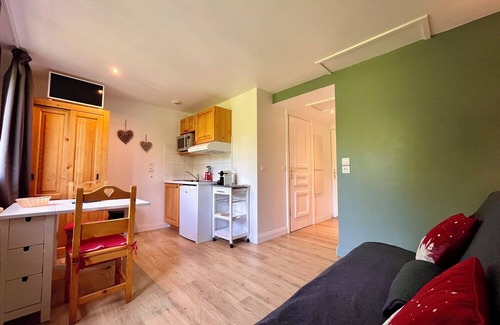 Combloux Apartment | Renovated apartment and Near The Slopes!