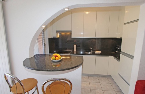 Ascona Apartment | Renovated apartment on side street with balcony and indoor pool