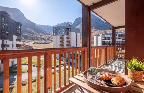 Val Claret Apartment | Renovated apartment, ski-in/ski-out, WIFI, 1 bedroom