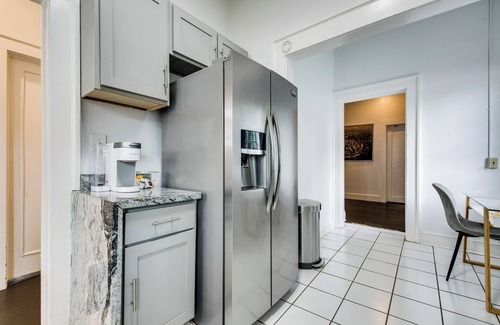 Pittsburgh House | Renovated ATL Home 2 Mi to Mercedes-Benz Stadium!