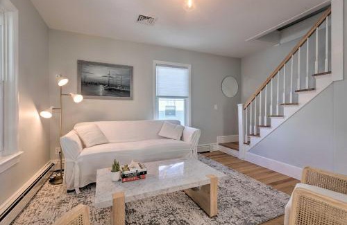 Barrington House | Renovated Barrington Cottage with Beach Access!