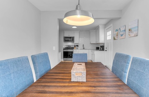 Green Creek House | Renovated | Beach | Games | Great Location