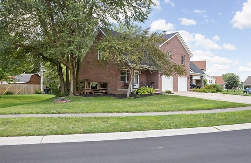 Brownsburg House | Renovated Brownsburg Retreat - 30mins from Indy