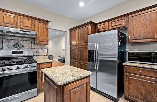 Fort Smith House | Renovated Century Home - Spacious 3 Bed, 2.5 Bath: Near Museums and Downtown!