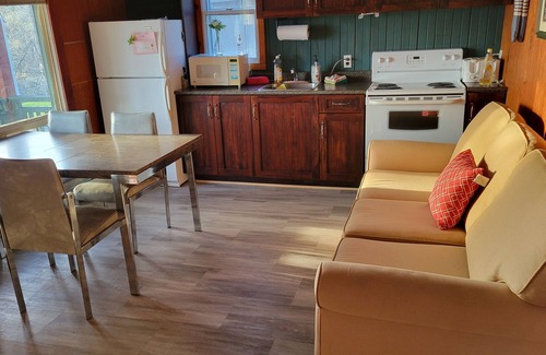 Northfield Ski Chalet | Renovated Chalet facing lac Heney in Gracefield Quebec