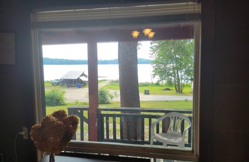 Northfield Ski Chalet | Renovated Chalet facing lac Heney in Gracefield Quebec