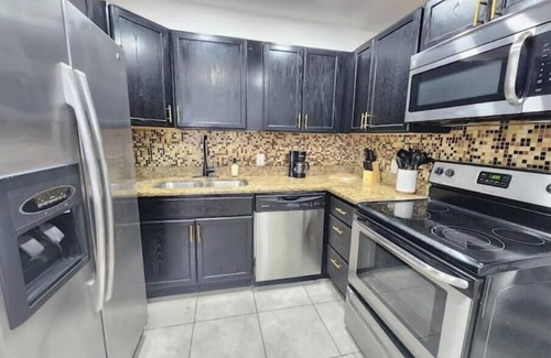 Northwest Orlando House | Renovated College Park 3/2 Sleeps10 close to WP