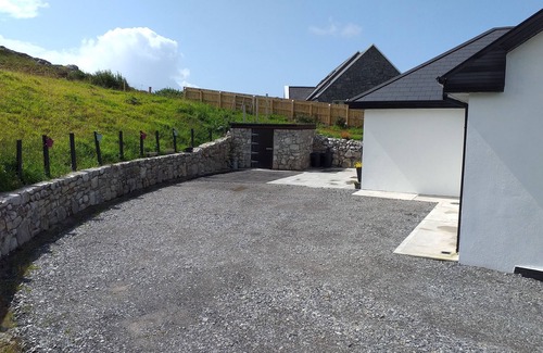 Renvyle House | Renovated Cottage with Spectacular views.