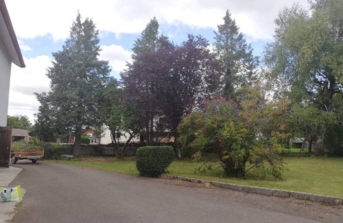 Clairvaux-les-Lacs House | Renovated family home set in greenery in the heart of the Jura, rated 3 * CDTJ.