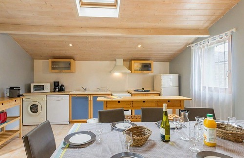Port-Saint-Pere Cottage | Renovated Farmhouse Between Nantes and Coast with Garden, Terraces, and Family Amenities