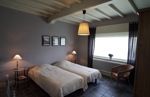 Beernem House | Renovated farmhouse 18 people
