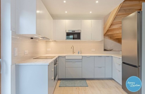 Menthon-Saint-Bernard Ski Chalet | Renovated Chalet in the Heart of Menthon