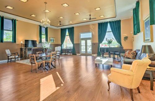 Bartonville House | Renovated Historic Cottage about 4 Mi to Peoria!